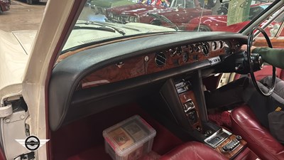 Lot 438 - 1975 ROLLS ROYCE