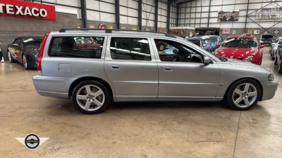 Lot 222 - 2006 VOLVO V70 R