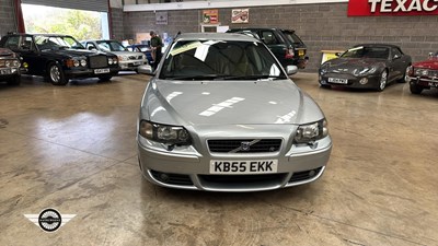 Lot 222 - 2006 VOLVO V70 R