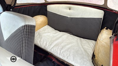 Lot 226 - 1958 AUSTIN