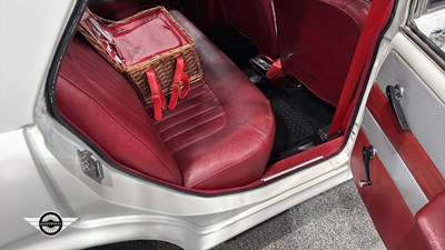 Lot 228 - 1967 AUSTIN 1100