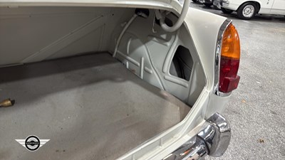 Lot 228 - 1967 AUSTIN 1100