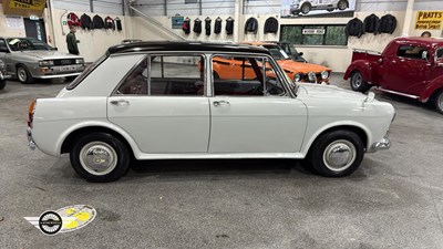 Lot 228 - 1967 AUSTIN 1100
