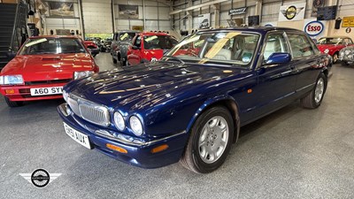 Lot 276 - 2001 JAGUAR SOVEREIGN V8 AUTO