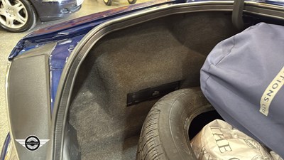 Lot 276 - 2001 JAGUAR SOVEREIGN V8 AUTO