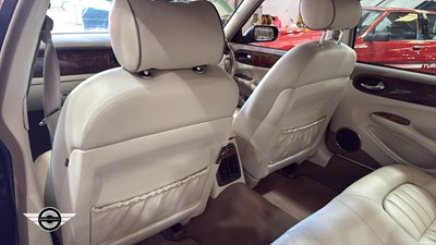 Lot 276 - 2001 JAGUAR SOVEREIGN V8 AUTO