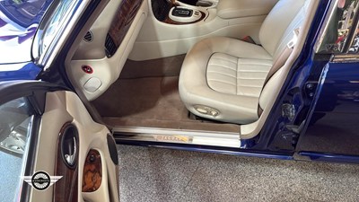 Lot 276 - 2001 JAGUAR SOVEREIGN V8 AUTO