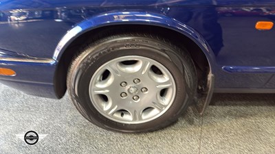 Lot 276 - 2001 JAGUAR SOVEREIGN V8 AUTO