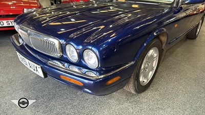 Lot 276 - 2001 JAGUAR SOVEREIGN V8 AUTO