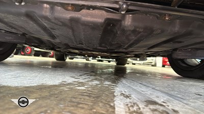 Lot 12 - 2006 LEXUS SC 430 AUTO