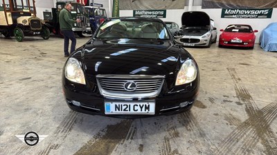 Lot 12 - 2006 LEXUS SC 430 AUTO