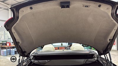 Lot 12 - 2006 LEXUS SC 430 AUTO