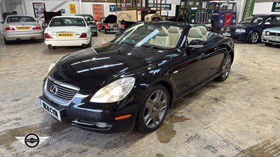 Lot 12 - 2006 LEXUS SC 430 AUTO
