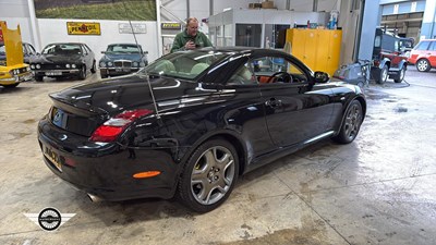 Lot 12 - 2006 LEXUS SC 430 AUTO