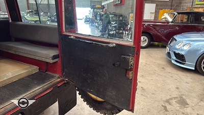 Lot 320 - 1982 LAND ROVER 109" - 4 CYL