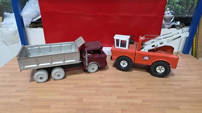 Lot 267 - TONKA PICK UP TRUCK & TIPPER TRUCK