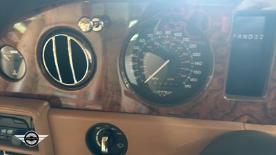 Lot 323 - 1995 BENTLEY TURBO R AUTO
