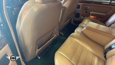 Lot 323 - 1995 BENTLEY TURBO R AUTO