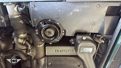 Lot 323 - 1995 BENTLEY TURBO R AUTO