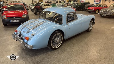 Lot 370 - 1962 MG A