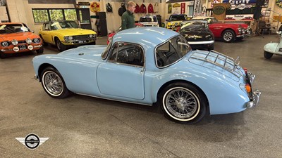 Lot 370 - 1962 MG A