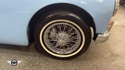 Lot 370 - 1962 MG A