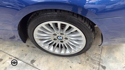 Lot 10 - 2007 BMW 325I SE