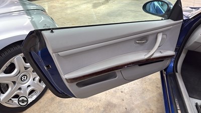 Lot 10 - 2007 BMW 325I SE