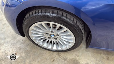 Lot 10 - 2007 BMW 325I SE