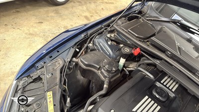 Lot 10 - 2007 BMW 325I SE