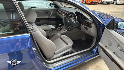 Lot 10 - 2007 BMW 325I SE