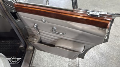 Lot 134 - 1966 JAGUAR S TYPE