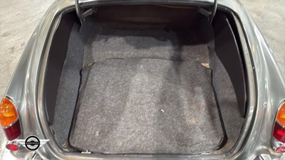 Lot 134 - 1966 JAGUAR S TYPE