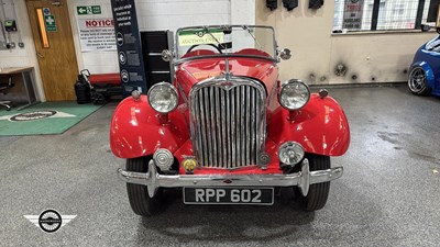 Lot 470 - 1953 SINGER