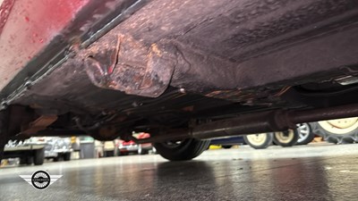 Lot 500 - 1973 MG B GT