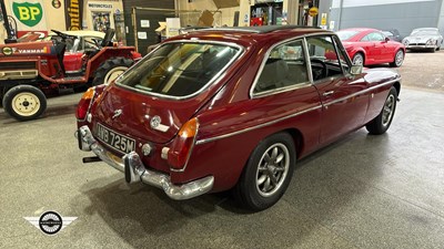 Lot 500 - 1973 MG B GT