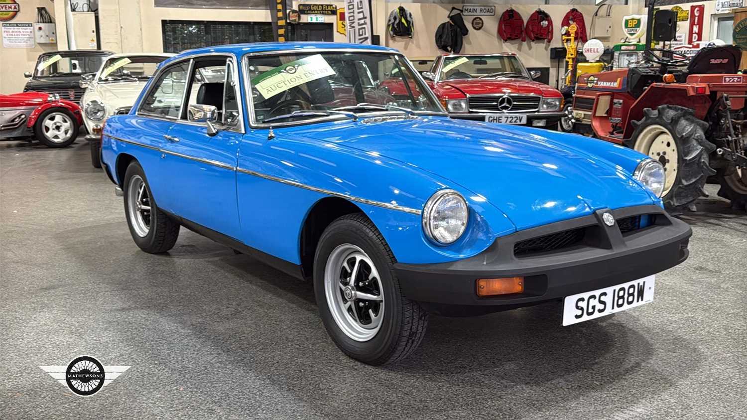 Lot 400 - 1980 MG B GT