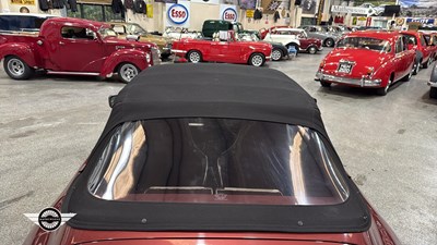 Lot 384 - 1986 PORSCHE