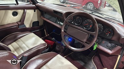 Lot 384 - 1986 PORSCHE