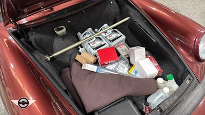 Lot 384 - 1986 PORSCHE