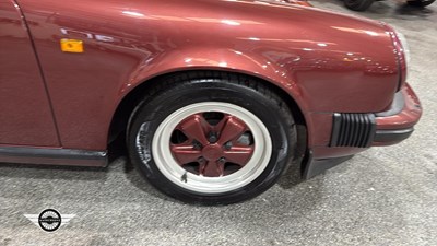Lot 384 - 1986 PORSCHE