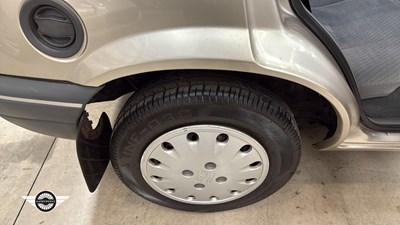 Lot 454 - 1991 VAUXHALL NOVA LUXE