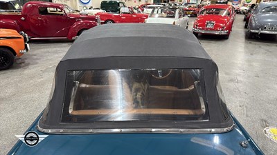 Lot 402 - 1969 TRIUMPH HERALD 13/60