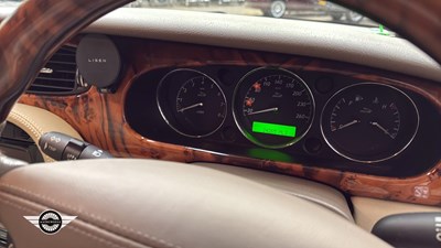 Lot 404 - 2005 JAGUAR XJ8 SOVEREIGN LWB