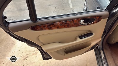 Lot 404 - 2005 JAGUAR XJ8 SOVEREIGN LWB