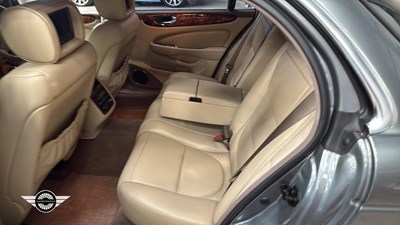 Lot 404 - 2005 JAGUAR XJ8 SOVEREIGN LWB