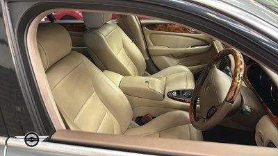 Lot 404 - 2005 JAGUAR XJ8 SOVEREIGN LWB