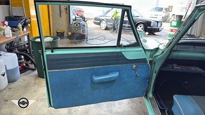 Lot 440 - 1962 FORD CLASSIC