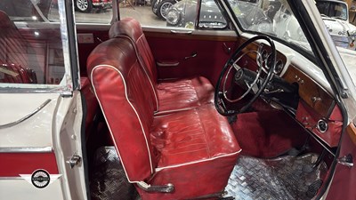 Lot 444 - 1961 SINGER
