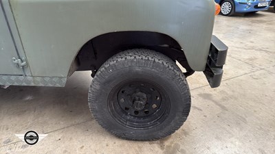 Lot 414 - 1960 LAND ROVER SERIES 2